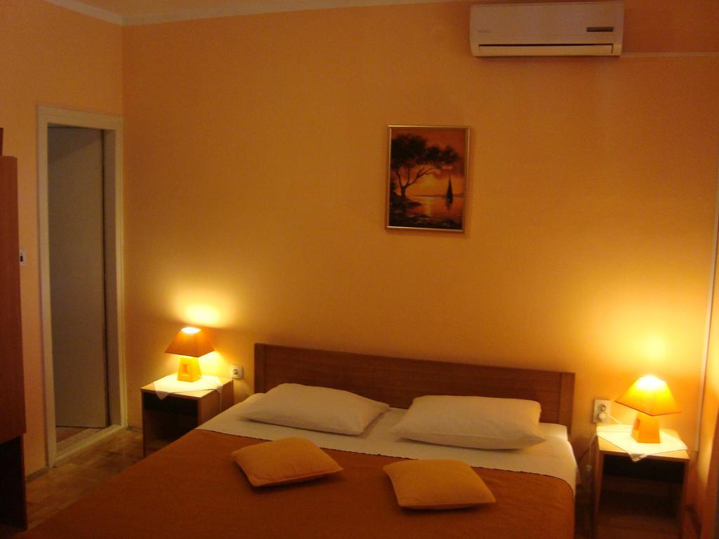Rooms Ivica Vodice Kamer foto
